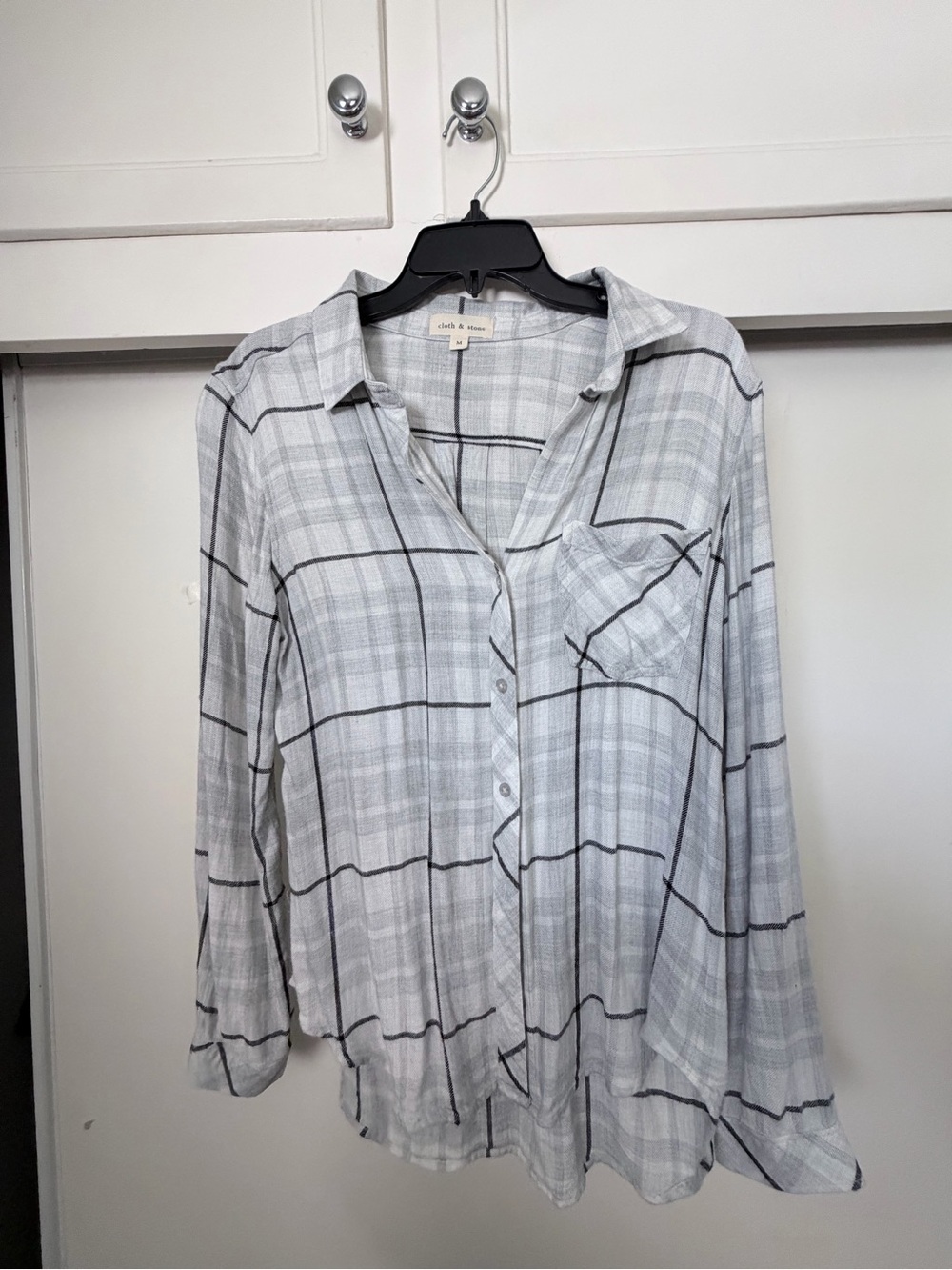 cloth & stone Light Gray Plaid Button-Down Shirt